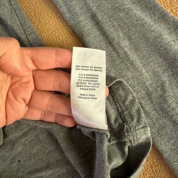 Babaton Gray front tie knot long sleeves - Picture 7 of 9